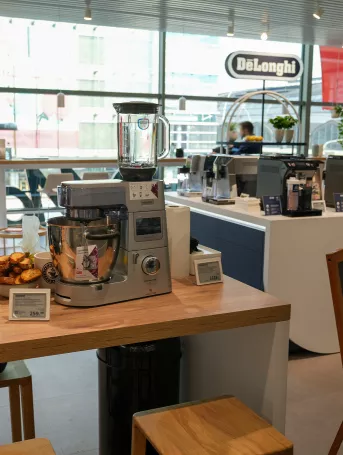 Lighthouse Hamburg DeLonghi Boutique